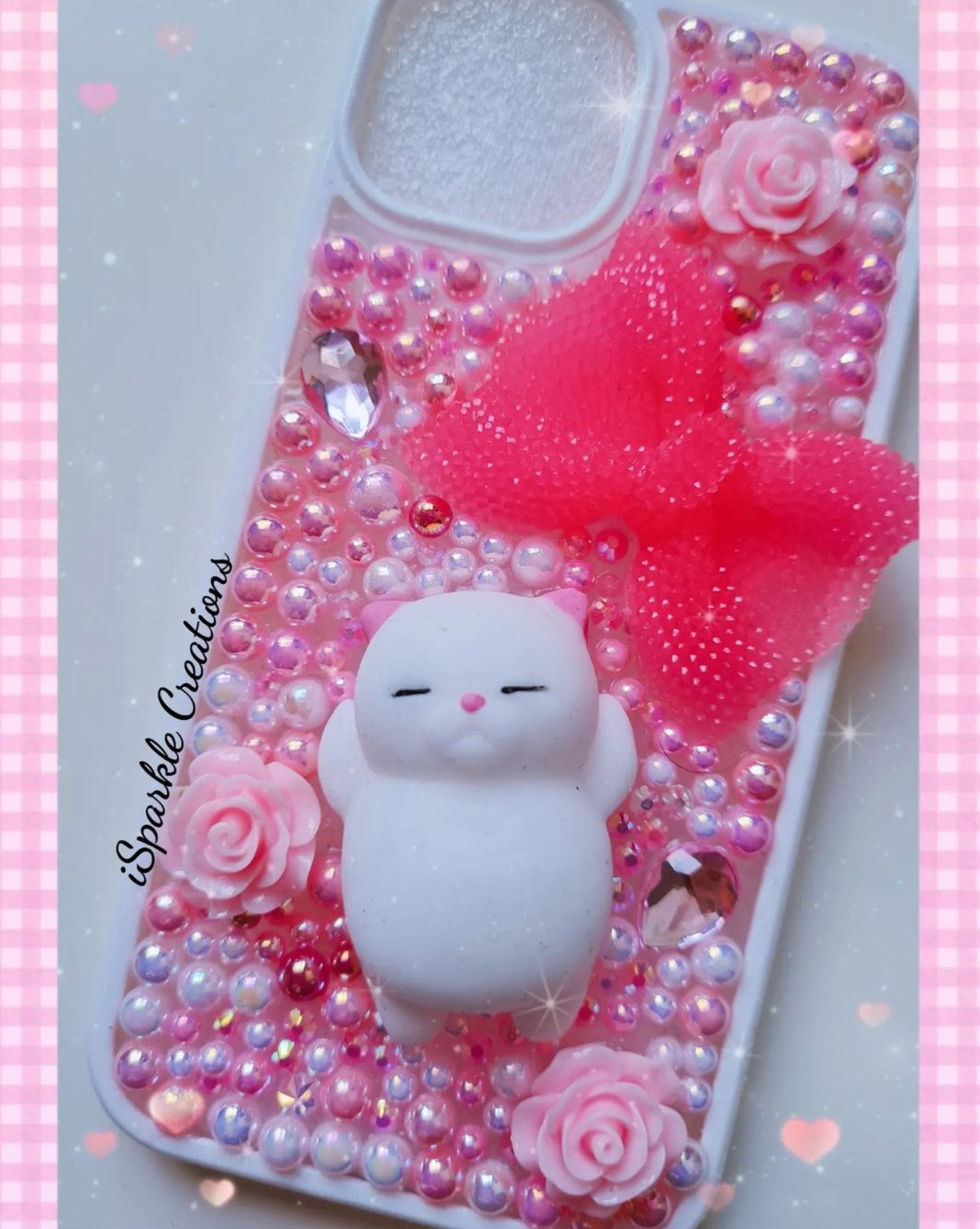 Amy, Resin Artist - @isparklecreationsshop - Craft Resin UK