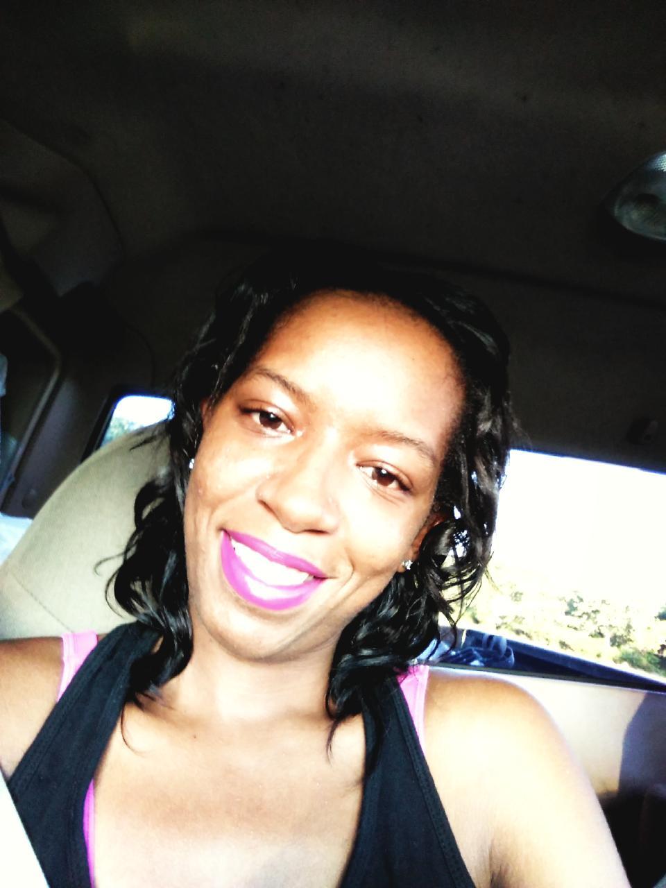 Ashley Taylor, artist from US - Craft Resin UK