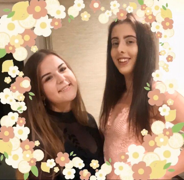 Chloe Turpin & Annabelle Madden, artists from the UK - Craft Resin UK