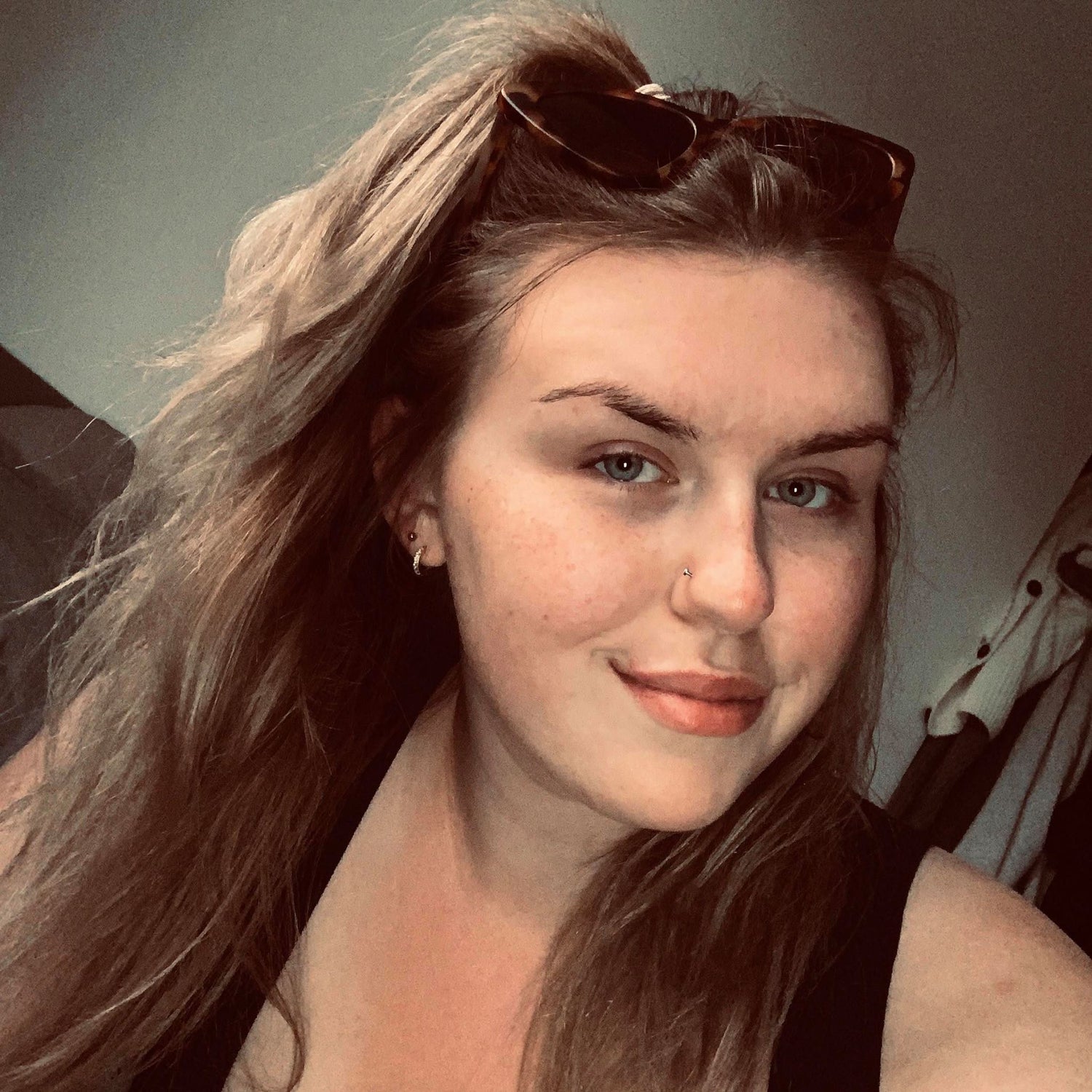 Ellicia Holland, artist from the UK - Craft Resin UK