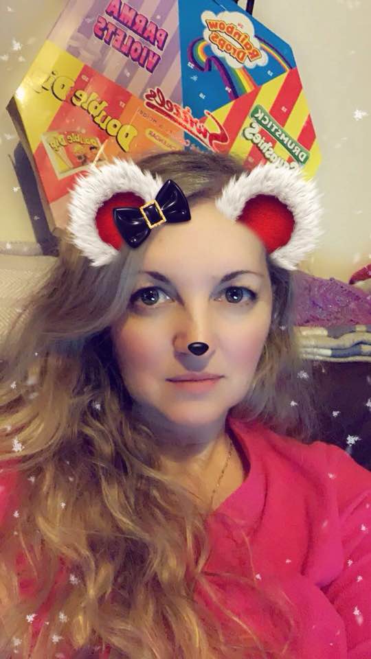 Julie White, Artist from the UK - Craft Resin UK