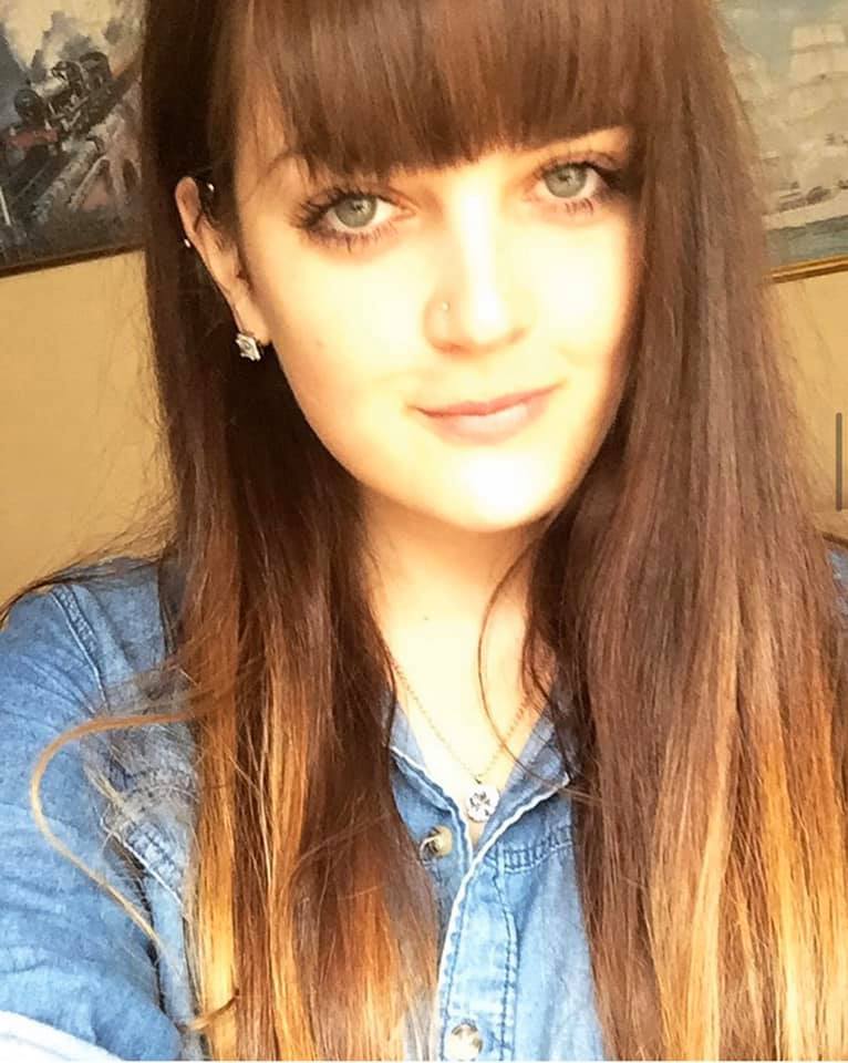 Kiri Bedward, artist from the UK - Craft Resin UK