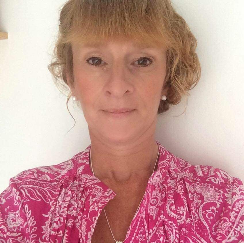 Mandie Dite, Resin Enthusiast and Craft Resin Talent Award Winner From The UK - Craft Resin UK