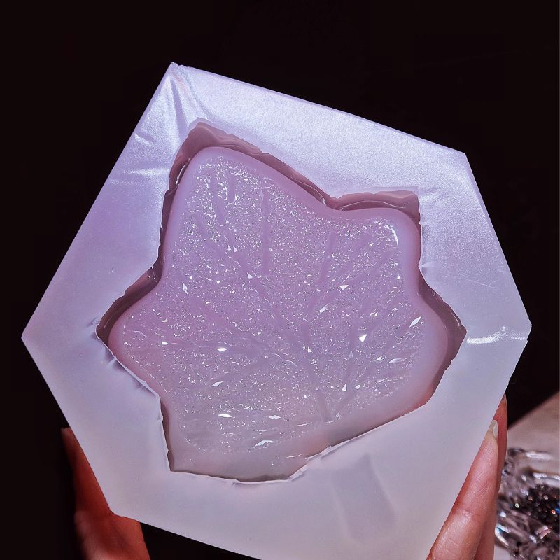 Diamond Maple Leaf Tray Resin Mold - Craft Resin UK