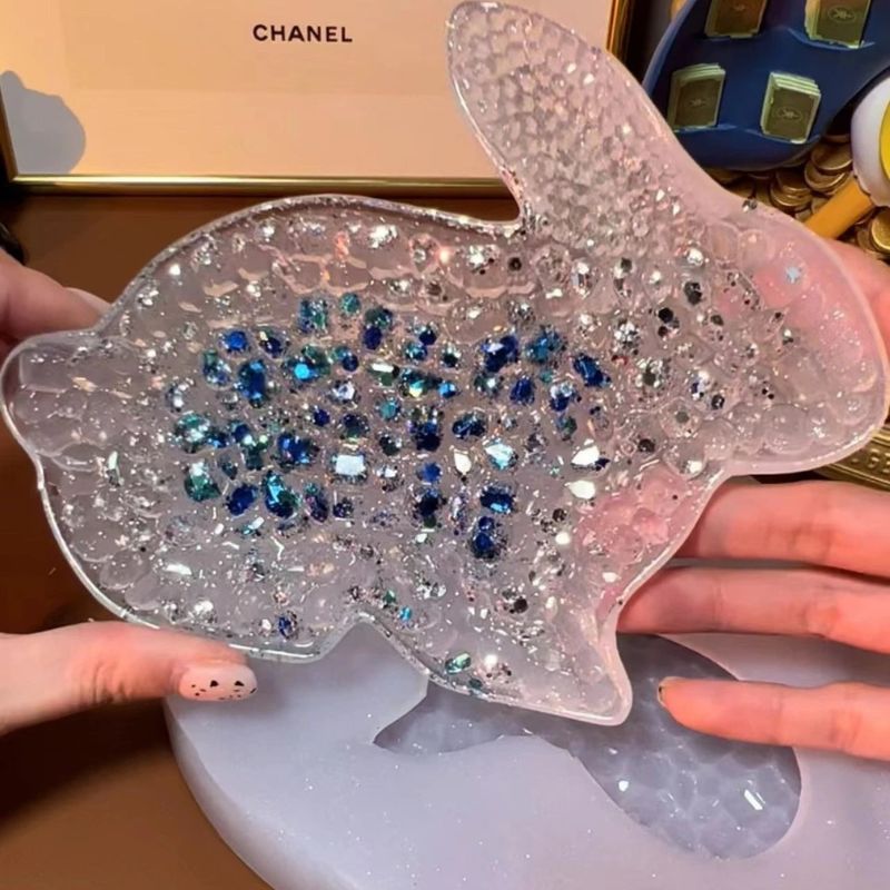 Diamond Rabbit Tray Ornament Mold - Craft Resin UK