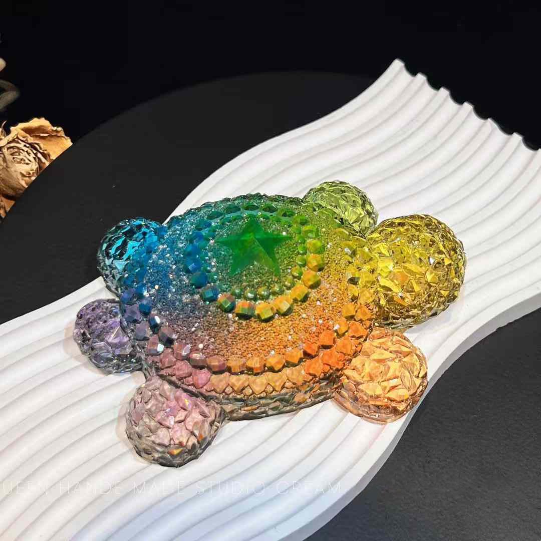 Handmade Cute Diamond Turtle Ornament Resin Mold - Craft Resin UK